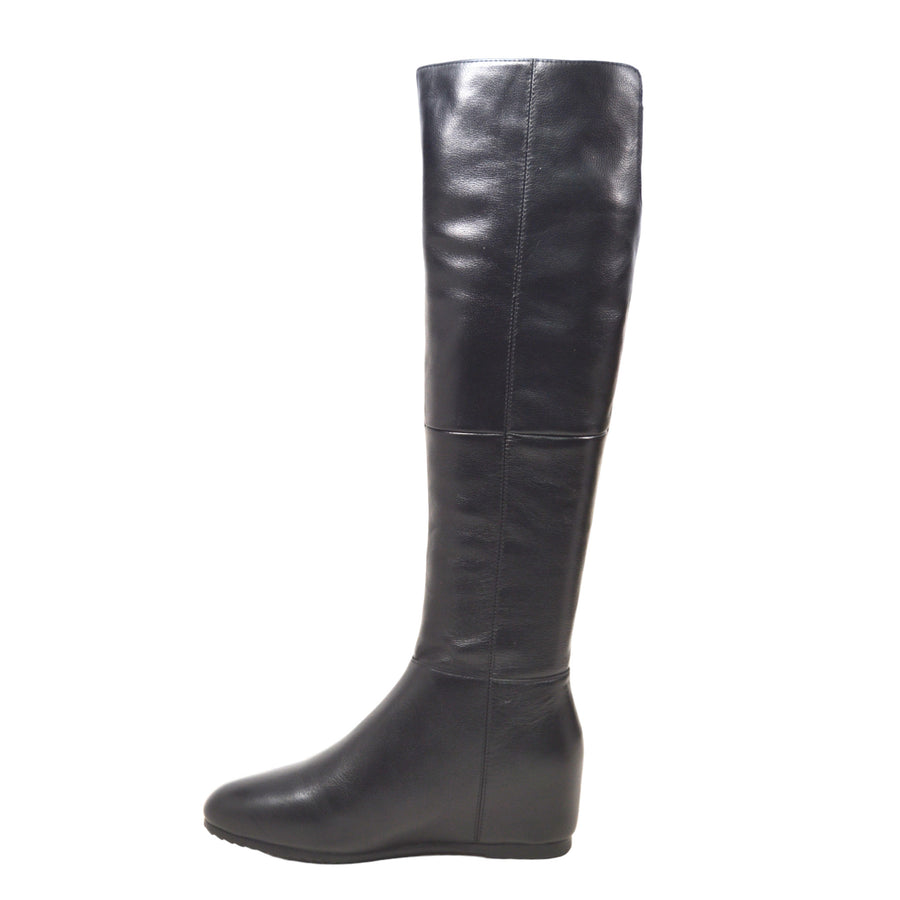 Hang Out 2 (New) Extra Slim or Slim Boots: Stylish and Versatile